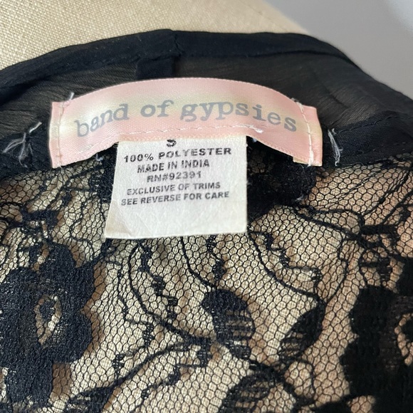 Women’s Band of Gypsies Black Lace Vest - Picture 5 of 8